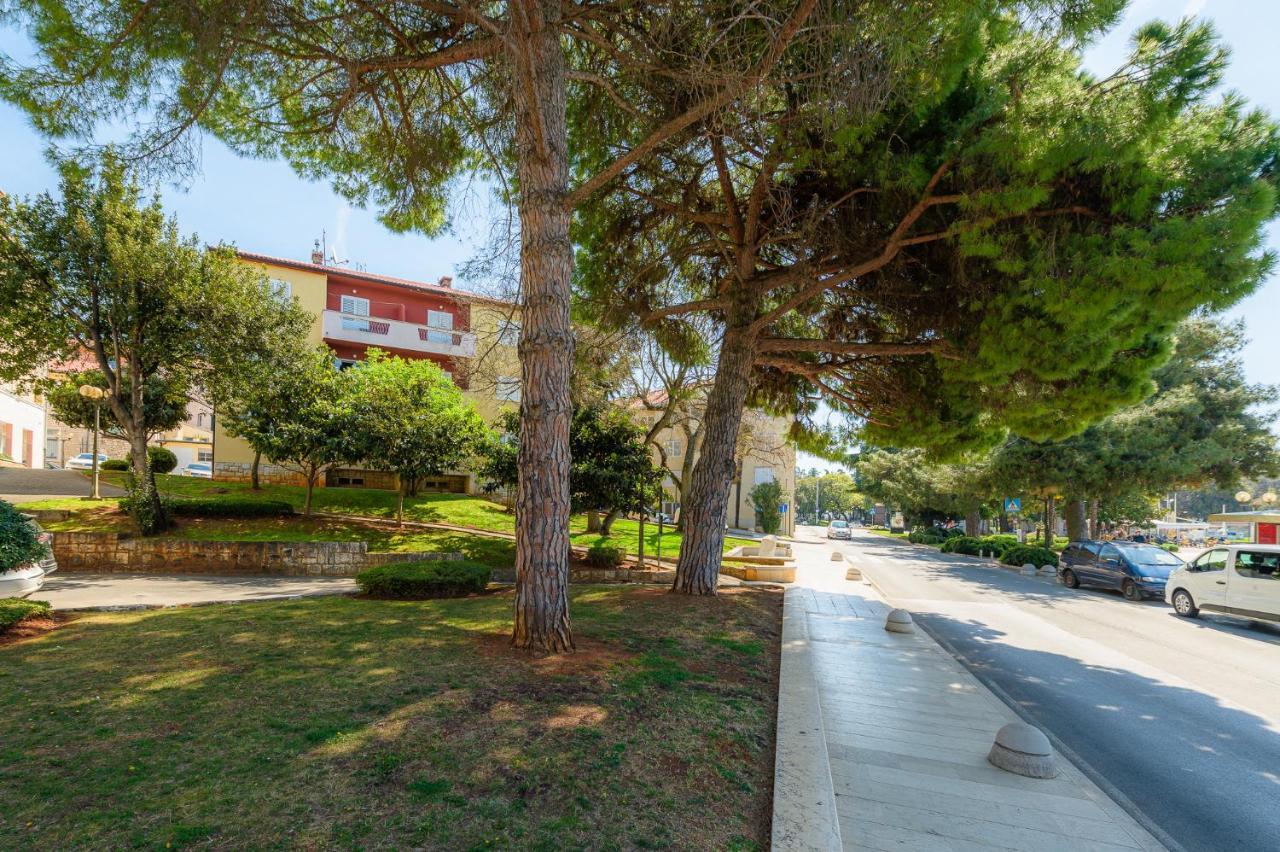 Apartment Maria Porec Exterior photo